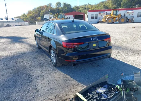 2017 Audi A4 2.0T Premium z USA, uszkodzony, nr VIN WAUGNAF43HN032436